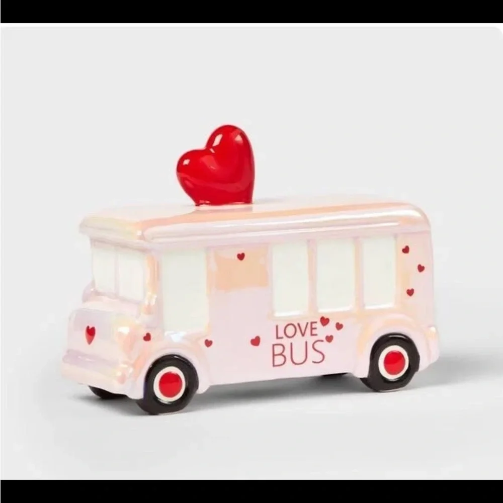2025 TARGET VALENTINE DAY Spritz Ceramic LOVE BUS NEW
